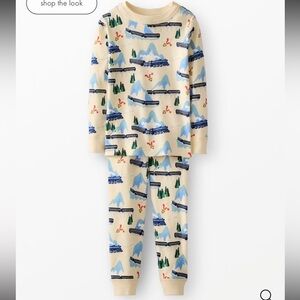 Hanna Andersson Cream Pajama Set with Blue Train Print